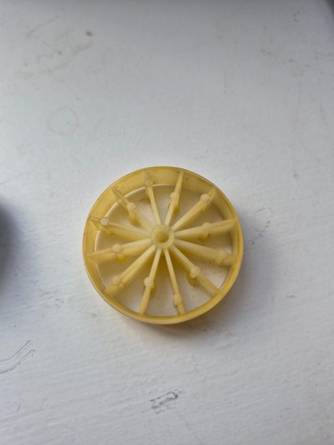 Fostex plastic capstan - r8,