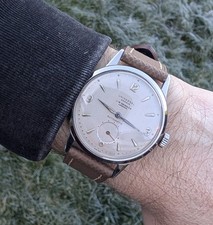 Universal Genève Auto Ref