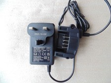 BLACK DECKER 18V Li-ion battery charger