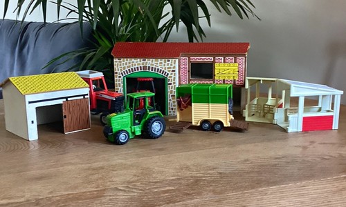 Vintage toy farm - vintage,