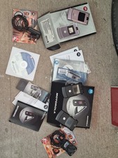 Qty 2 Motorola RAZR V3 Mobile Phones