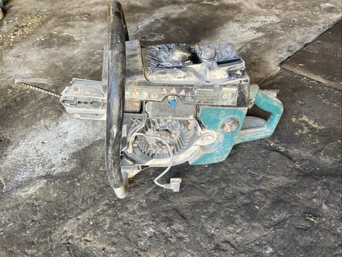 Makita saw - makita,