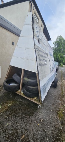 Mobile advertising trailer - advertising,