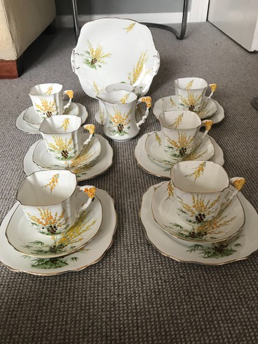 Stunning royal stafford china - royal,