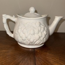 Atlantic Mold Blackberry Design Porcelain Teapot W/ Lid Signed MLT 1966