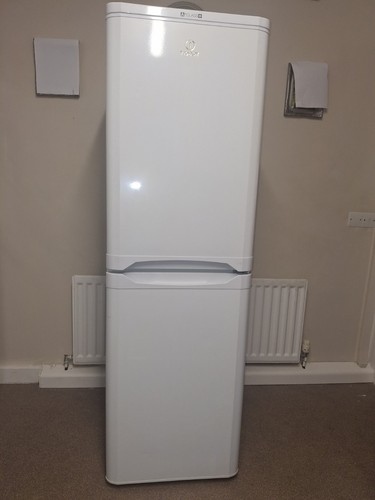 Indesit fridge freezer - fridge, a+