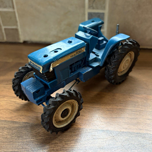 Ford 32 scale - ford, tw-20