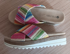 PAVERS - MULTI COLOURED RAFFIA