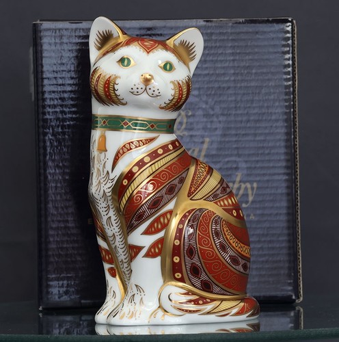 Royal crown derby marmaduke - crown,