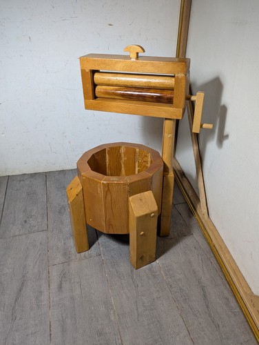 Vintage rustic primitive - rustic, pine