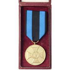 4506 WW2 POLISH MEDAL FOR MERITS ON THE FIELD OF GLORY 1ST CLASS 1944 POLAND