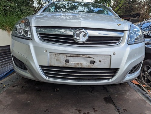 Vauxhall zafira facelift - b,