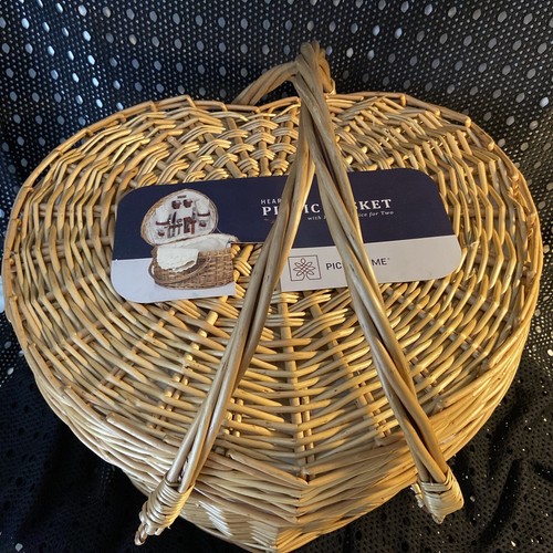 Picnic set basket - basket, heart