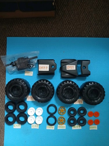 Meccano bundle tyres wheels - meccano, tyres,