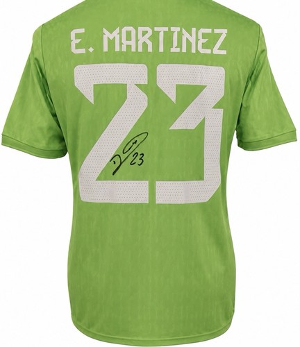 Emiliano martinez hand signed - hand,