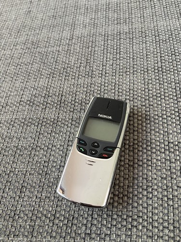 Nokia 8810 slide - slide, front