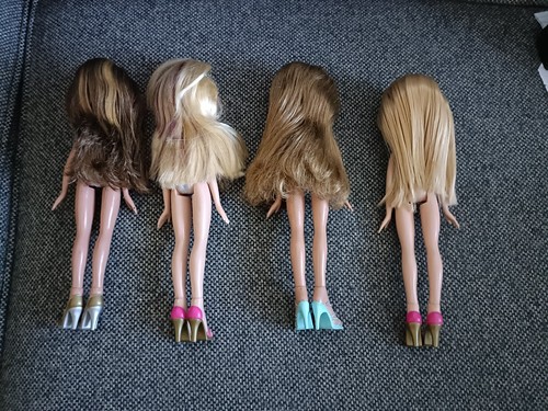 Bratz dolls good used - good,