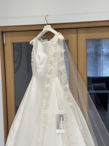 Pronovias elenco wedding dress - pronovias,