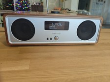 Ruark Audio R2  Tabletop Stereo – Bluetooth / DAB / WiFi – Walnut