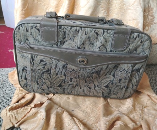 Vintage medium sized carlton - vintage,