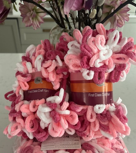 Puffy yarn mixed - pink, and
