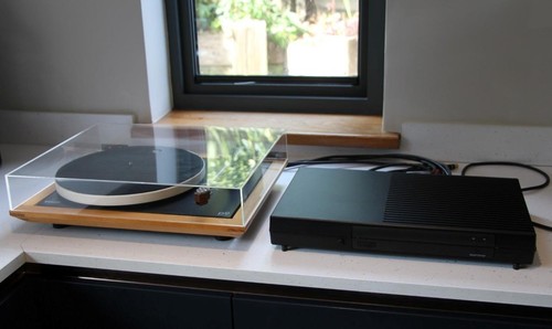 Rega turntable power - rega, p9