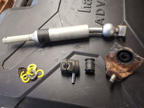 Bmw e34 gear - linkage, parts