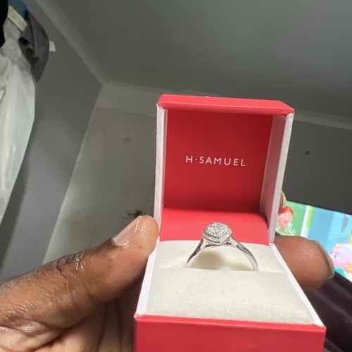 Samuel engagement ring - h.samuel,
