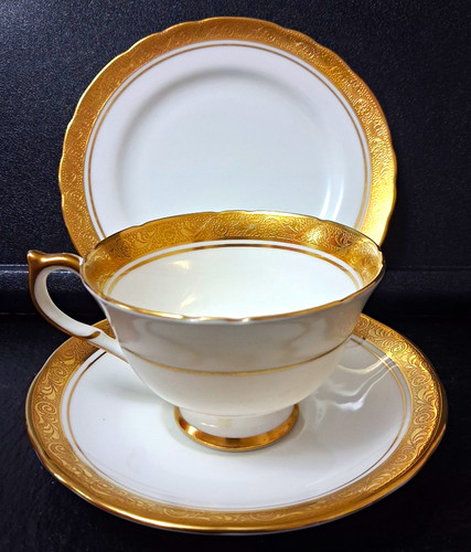 Aynsley bone china - china, 8
