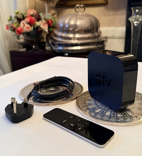 Apple 32gb a1842 black - 4k,