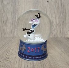 DISNEY STORE OLAF’S FROZEN ADVENTURE CHRISTMAS SNOW GLOBE 2017