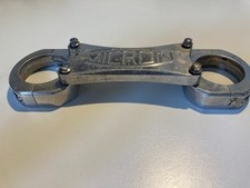 Micron Fork Brace - Honda