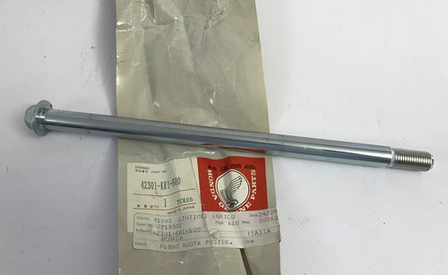 Rear wheel axle rr - wheel,