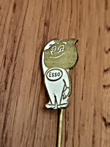 Vintage esso oil - oil, drop