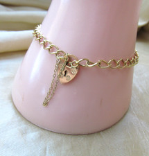 9ct Yellow Gold Heart Padlock Bracelet 7" Italy Vintage Dainty 2.1g Curb Chain