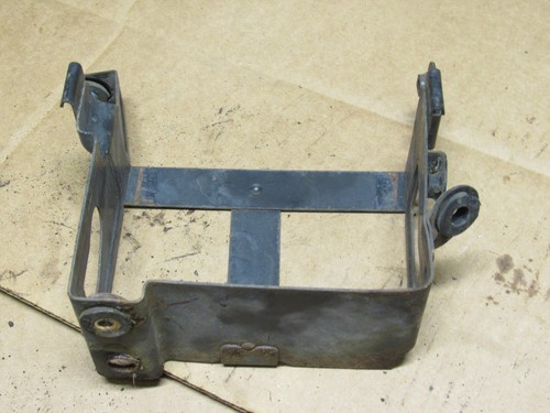 Suzuki gs550 1977 battery box - 1977,