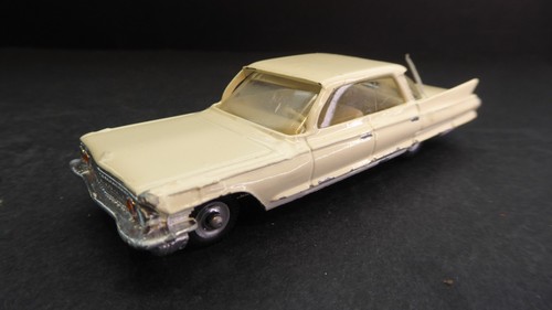 Dinky toys 147 cadillac - #147,