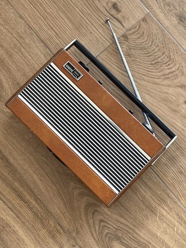 Roberts vintage transistor - roberts,
