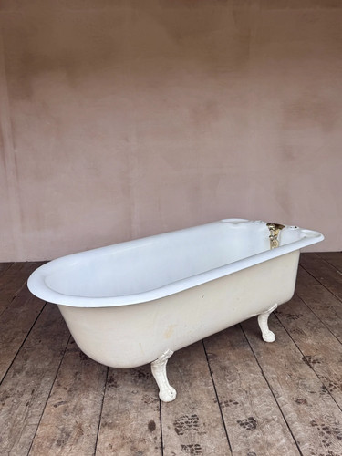 Cast iron bath claw - cast, on