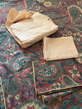 Vintage Debenhams single easy