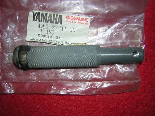 Yamaha tz500 footrest - tz500, genuine