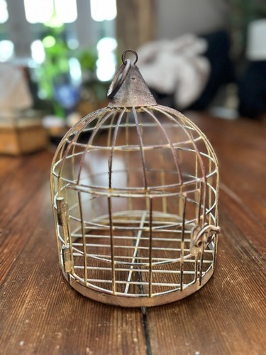 Vintage metal iron hanging - metal,