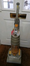 Dyson DC01 -