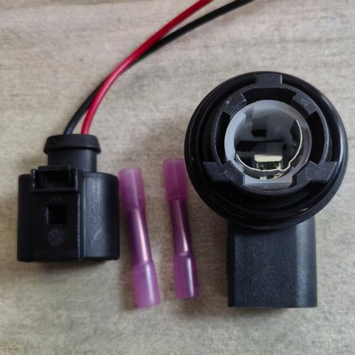 Bulb holder with - connector, for
