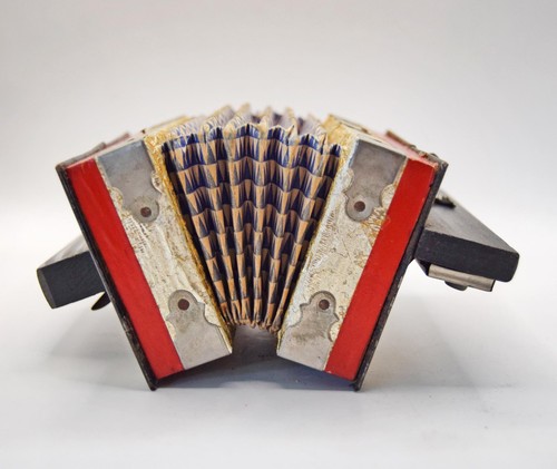 Antique accordeo miniature - accordeo,