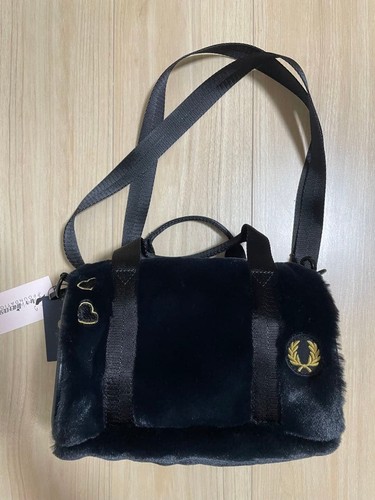 Fred perry amy winehouse - perry, x