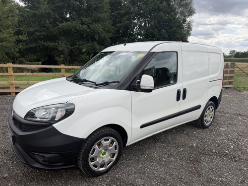 Fiat doblo 2018 very - fiat,