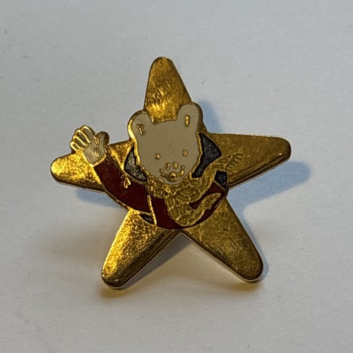 Rupert bear star metal badge - bear, badge.
