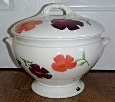 Royal Winton Large Soup Tureen