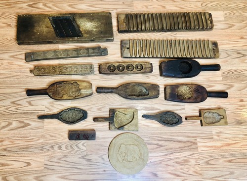 Antique hand carved wooden - antique,